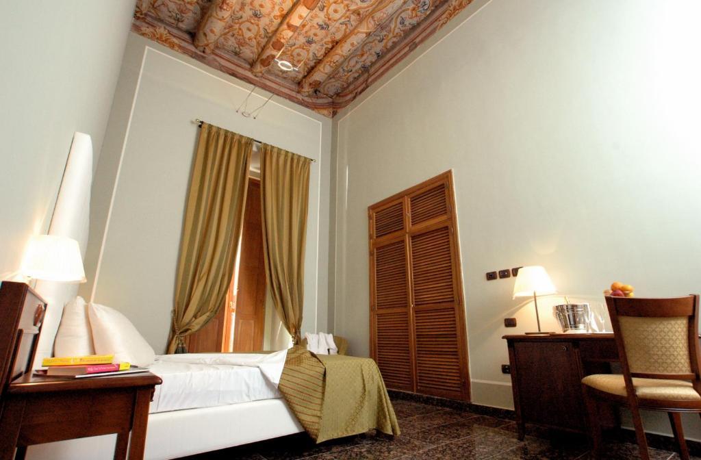 Le Stanze Del Vicerè Boutique Bed & Breakfast Napoli