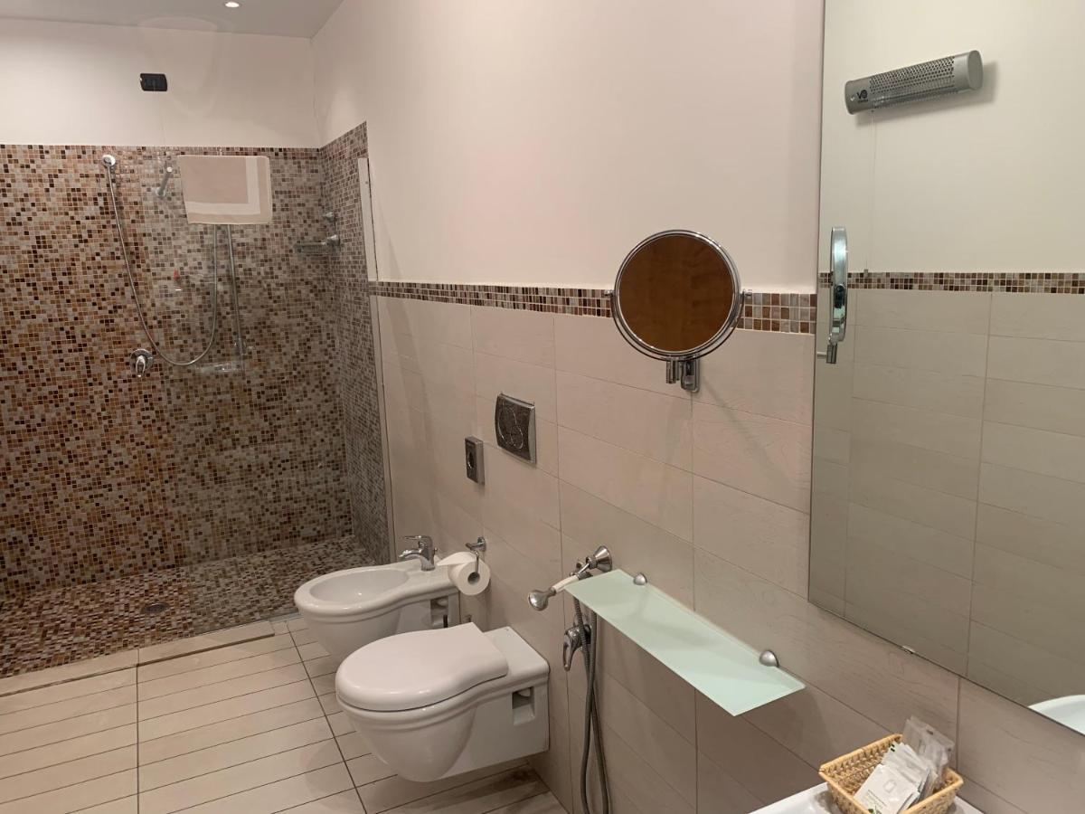 Bed & Breakfast Le Stanze Del Vicerè Boutique 3*