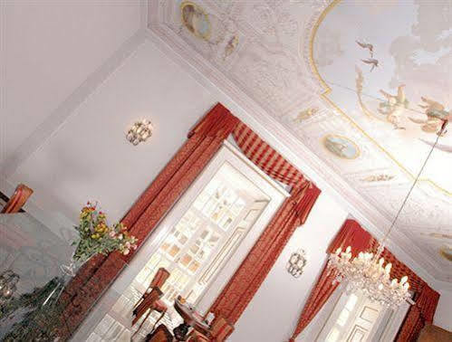 Le Stanze Del Vicerè Boutique Bed & Breakfast 3*